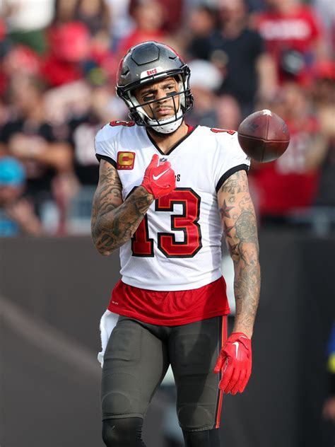 Mike Evans .